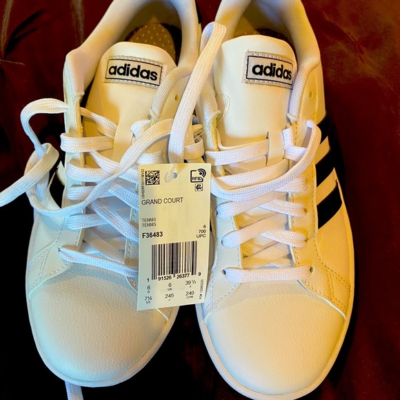 adidas Shoes - Adidas Grand Court